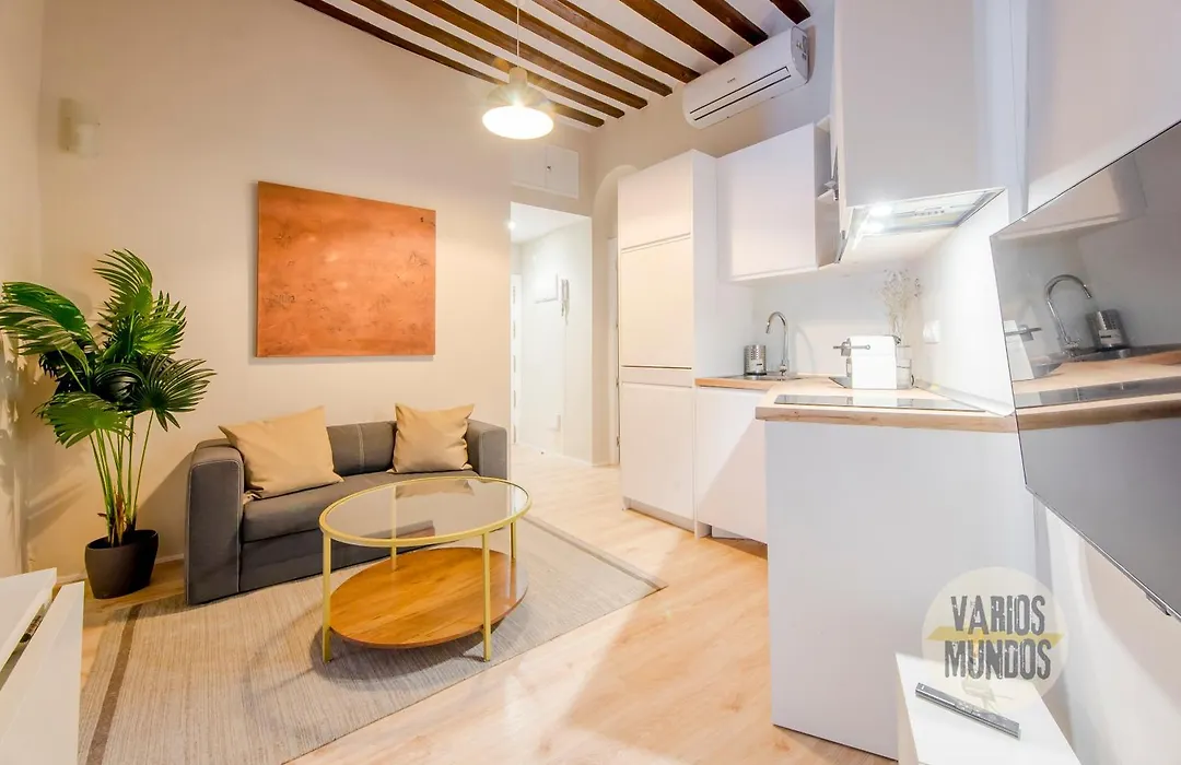 Centrico Apt 7pax en Anton Martin-Centro E2-1
